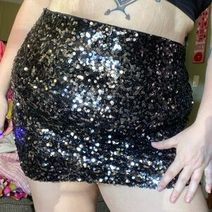 Black sparkly sequin nwt mini skirt 3x